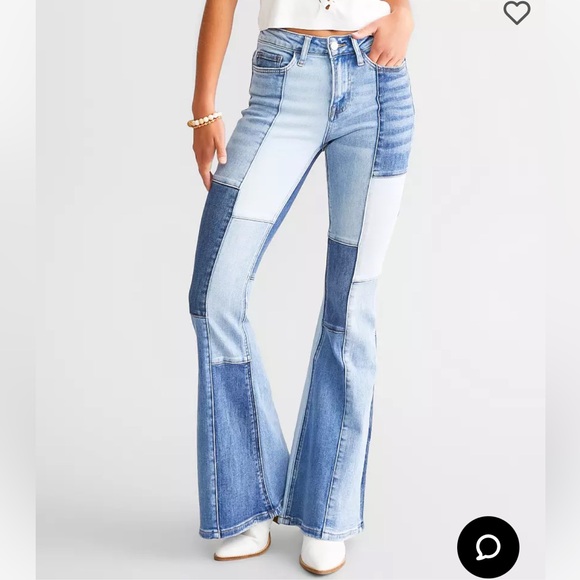 Vervet size 25 Patchwork Flare Jeans - Blue. Worn once! - Picture 6 of 9